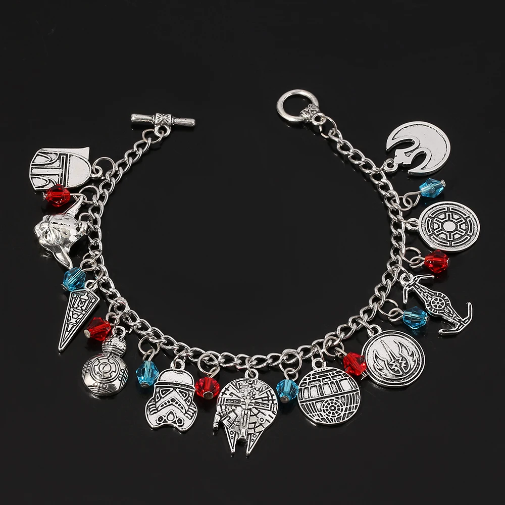 Bijoux Star Wars : Bracelets à breloques BB8, Storm Trooper,